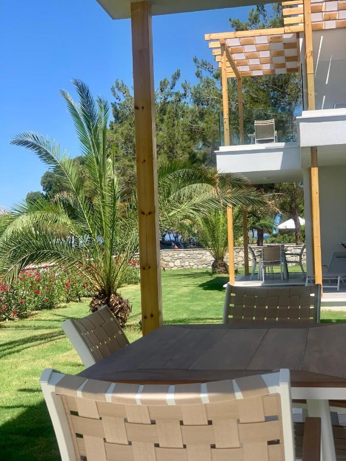 Nisea Beach Apartments Prínosz Kültér fotó