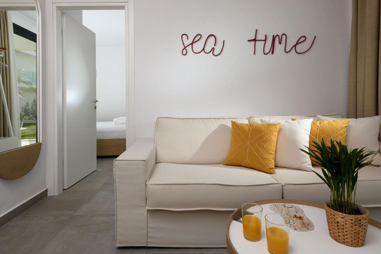 Nisea Beach Apartments Prínosz Kültér fotó