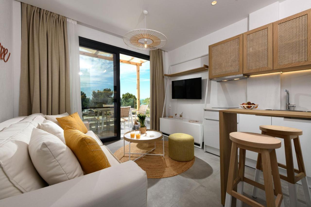 Nisea Beach Apartments Prínosz Kültér fotó